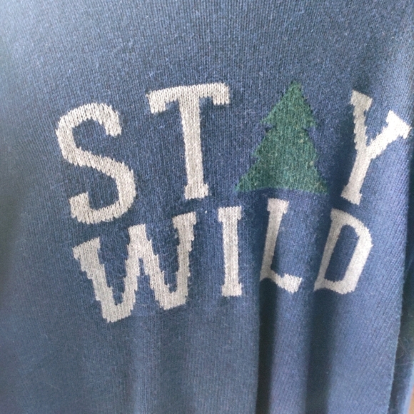 Old Navy Stay Wild Sweater - Picture 2 of 4